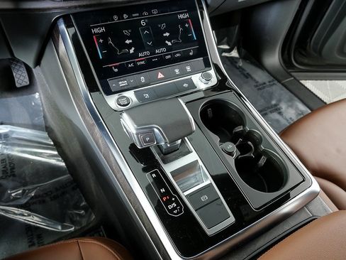 Used 2023 Audi Q7 2.0T Premium w/ Convenience Package image 17