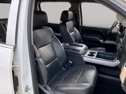 Used 2015 Chevrolet Silverado 2500 LTZ w/ Duramax Plus Package AWD/4WD image 9