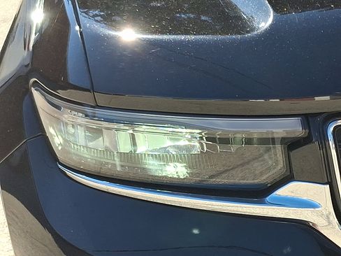 Used 2023 Jeep Grand Cherokee Limited image 9