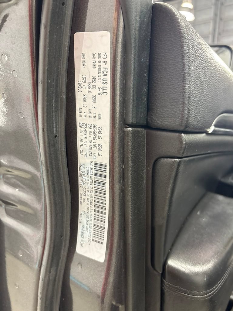 Used 2019 Jeep Grand Cherokee Limited AWD/4WD image 14