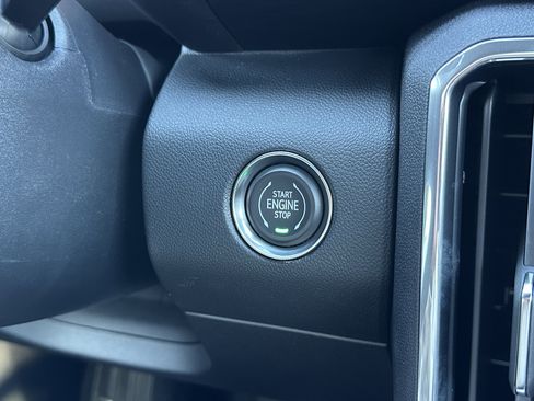 New 2025 GMC Acadia Elevation w/ Black Edition image 33