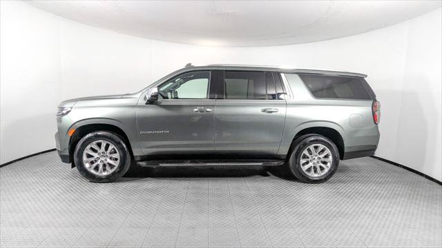Used 2023 Chevrolet Suburban Premier AWD/4WD image 3