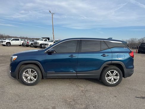 Used 2019 GMC Terrain SLE image 2