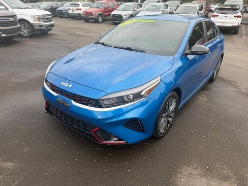 Used 2023 Kia Forte GT-Line FWD image 3
