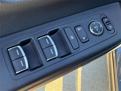 Used 2023 Honda CR-V EX-L image 14