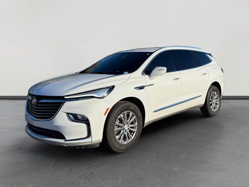 Used 2022 Buick Enclave Premium image 1