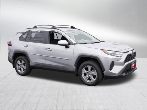 Certified 2023 Toyota RAV4 LE AWD/4WD image 8