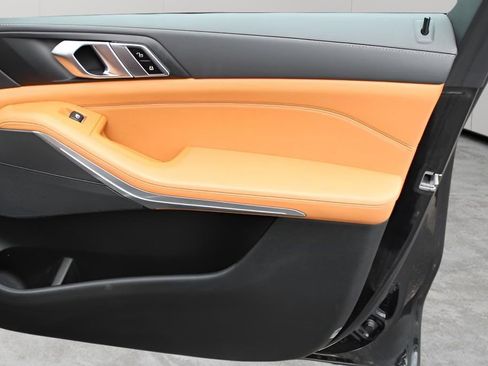 Used 2023 BMW X5 xDrive40i w/ Premium Package image 26