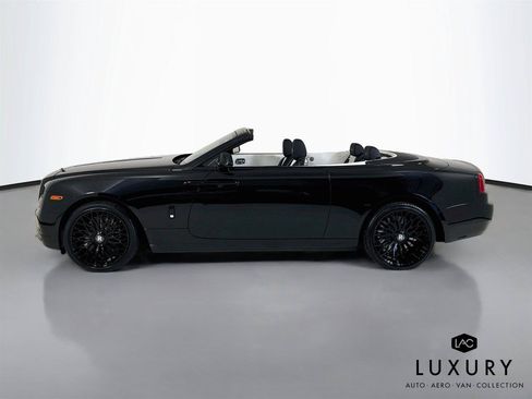 Used 2018 Rolls-Royce Dawn RWD image 9