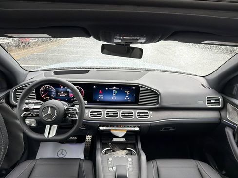 New 2026 Mercedes-Benz GLS 450 4MATIC image 14