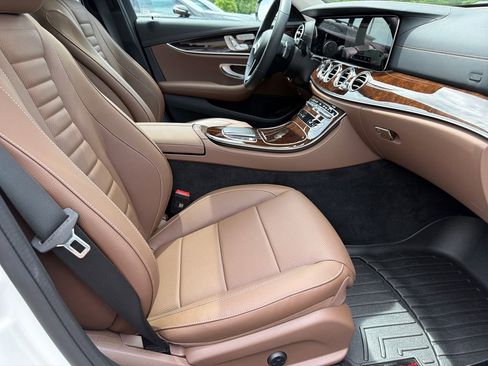 Certified 2023 Mercedes-Benz E 450 4MATIC Sedan image 38