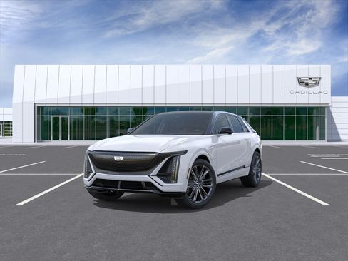 New 2026 Cadillac Lyriq V AWD/4WD image 8