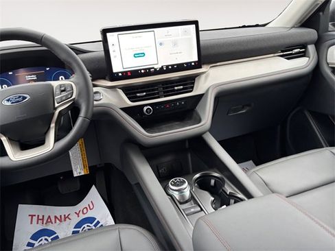 New 2026 Ford Explorer Active w/ Active Comfort Package image 11