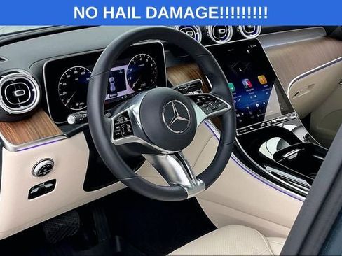 Used 2025 Mercedes-Benz GLC 300 4MATIC image 17