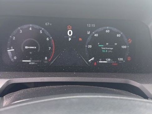 Used 2025 Toyota Tacoma TRD Off-Road AWD/4WD image 7
