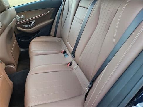 Used 2022 Mercedes-Benz E 350 Sedan image 23