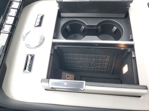 New 2025 Lincoln Navigator L Reserve w/ Jet Appearance Package image 23