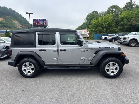 Used 2020 Jeep Wrangler Unlimited Sport S AWD/4WD image 4