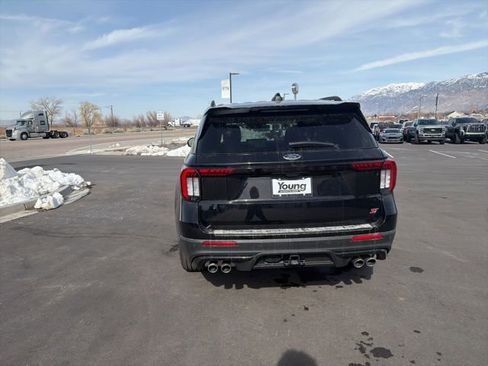 New 2026 Ford Explorer ST w/ Sun And Sound Package image 4