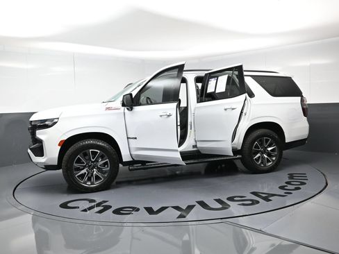 Used 2024 Chevrolet Tahoe Z71 w/ Z71 Off-Road Package AWD/4WD image 22