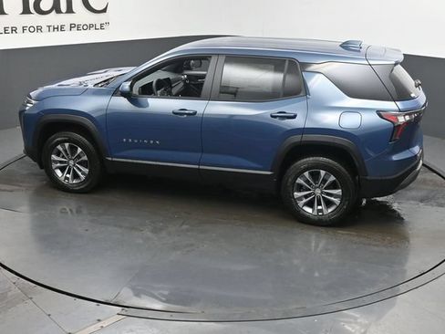 New 2026 Chevrolet Equinox LT w/ Convenience Package II FWD image 21