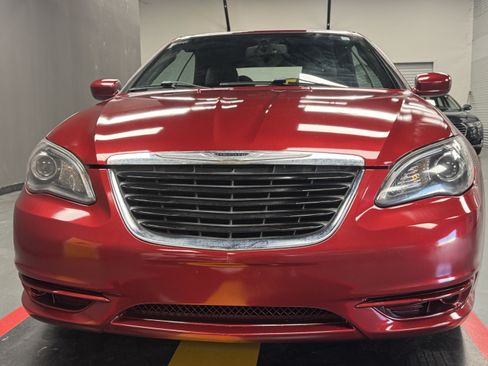 Used 2013 Chrysler 200 S FWD image 20