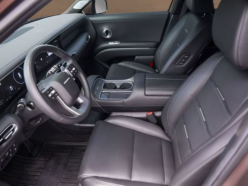 Used 2026 Hyundai Palisade Calligraphy FWD image 9