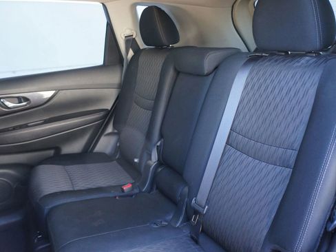 Used 2018 Nissan Rogue S w/ S Value Package FWD image 31