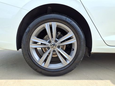 Used 2022 Volkswagen Jetta SE FWD image 19