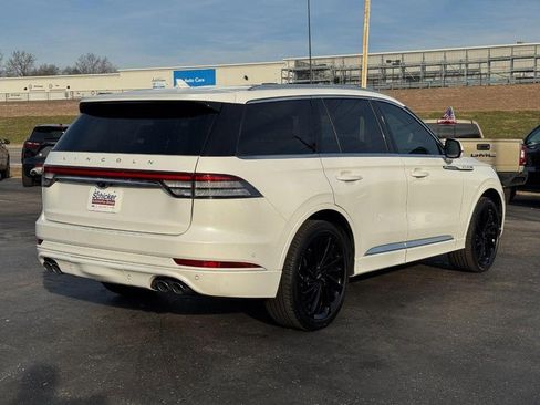 Used 2022 Lincoln Aviator Reserve w/ Equipment Group 201A image 3