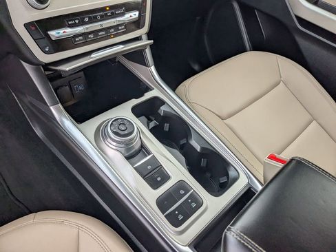 Used 2023 Ford Explorer XLT w/ Equipment Group 202A image 21
