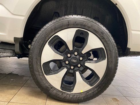 New 2023 Ford F150 Lightning Platinum image 43