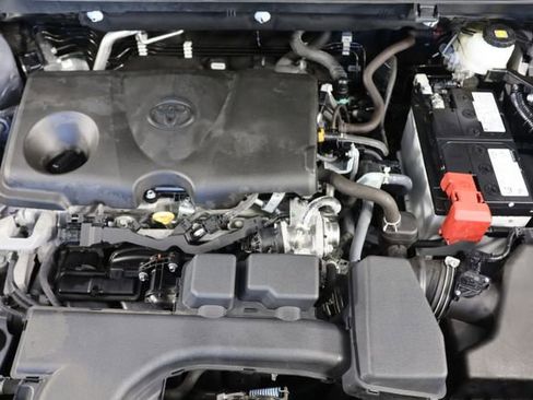 Used 2024 Toyota RAV4 LE AWD/4WD image 22