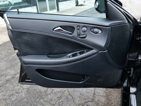 Used 2007 Mercedes-Benz CLS 63 AMG w/ P2 Pkg image 12