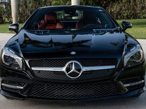 Used 2016 Mercedes-Benz SL 550 image 13