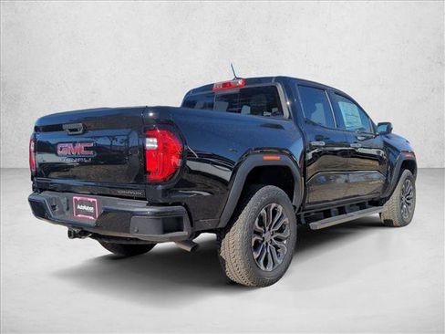 New 2026 GMC Canyon Denali image 5