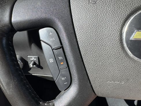 Used 2021 Chevrolet Express 3500 w/ Power Convenience Package image 25