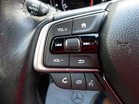 Used 2022 Honda Accord Sport image 17