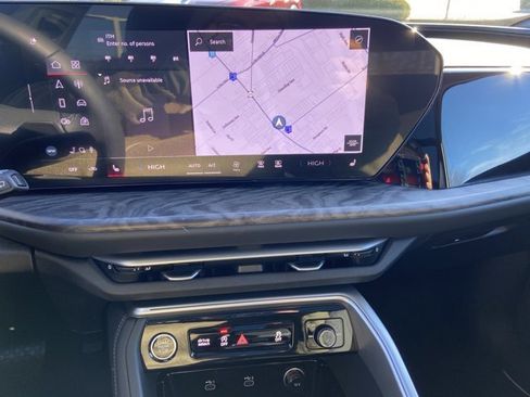 Certified 2025 Audi Q5 Premium Plus w/ Premium Plus image 19