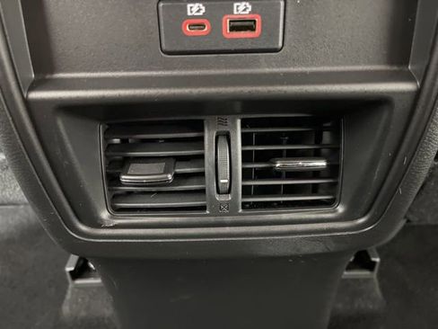 Used 2024 Nissan Murano SV image 48