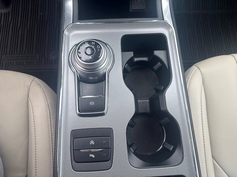 Used 2021 Ford Edge Titanium w/ Cargo Accessory Package FWD image 22