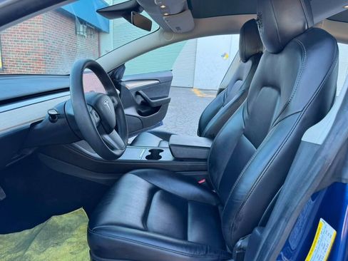 Used 2021 Tesla Model 3 Standard Range Plus RWD image 13