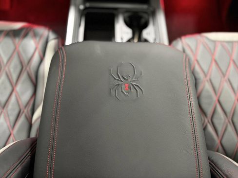 New 2026 Ford F250 Lariat w/ Black Appearance Package image 33