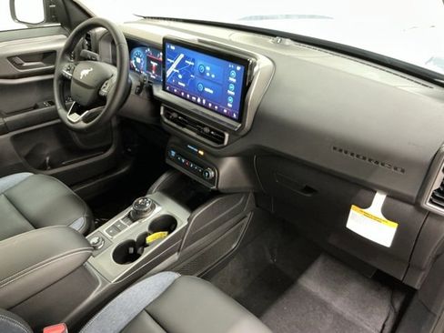 New 2025 Ford Bronco Sport Outer Banks w/ Outer Banks Tech Package+ image 18