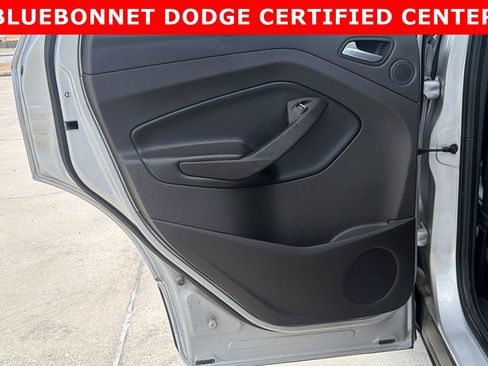 Used 2015 Ford Escape Titanium w/ Equipment Group 301A AWD/4WD image 14