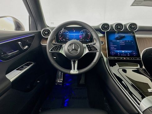 New 2026 Mercedes-Benz GLC 300 4MATIC image 4