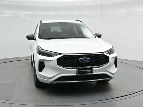 Certified 2023 Ford Escape ST-Line w/ Equipment Group 301A image 22