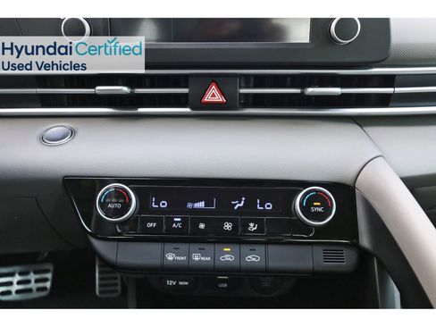 Certified 2025 Hyundai Elantra Sport image 27