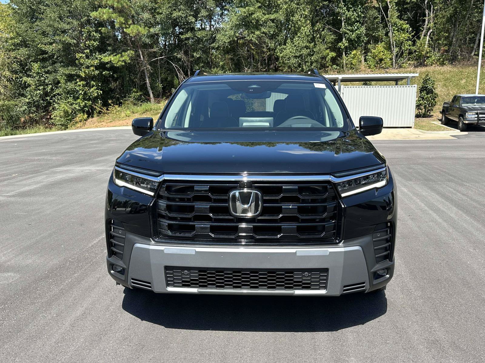New 2026 Honda Pilot Elite image 2
