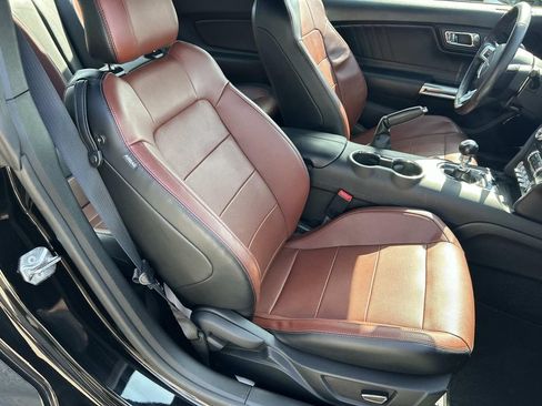 Used 2015 Ford Mustang GT Premium w/ Equipment Group 401A RWD image 25